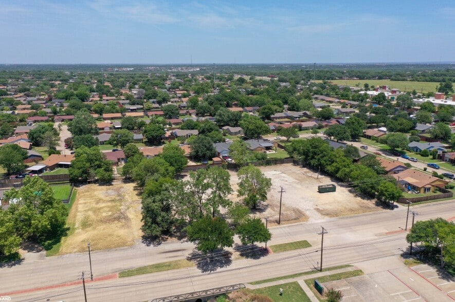 301 N Town East Blvd, Mesquite, TX for sale - Aerial - Image 2 of 6