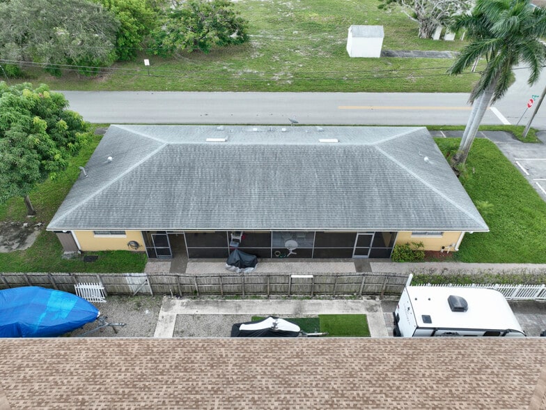 96 SE 3rd Ave, Deerfield Beach, FL for sale - Building Photo - Image 2 of 21