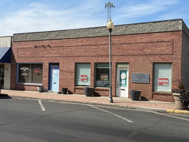 More details for 1112 Meade Ave, Prosser, WA - Office for Sale