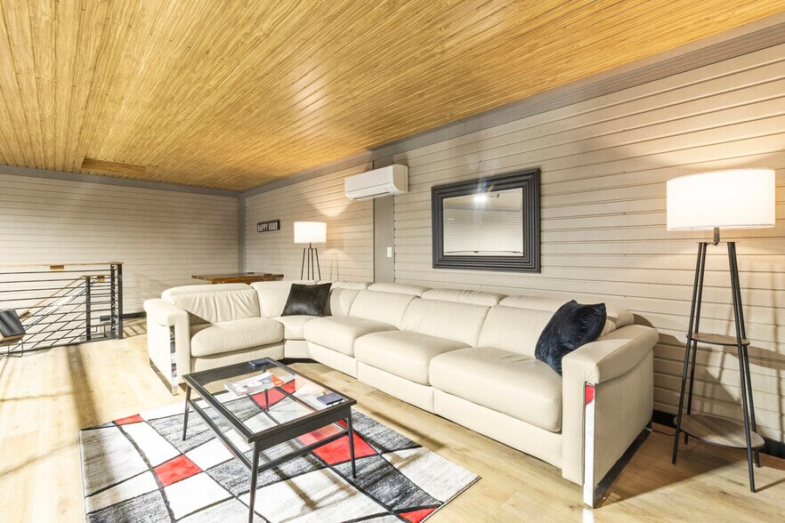 144 McCrary Rd, Mooresville, NC à vendre - Photo du bâtiment - Image 3 de 7