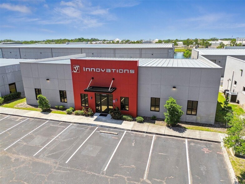13908 Monroes Business Park, Tampa, FL à vendre - Photo du bâtiment - Image 1 de 25