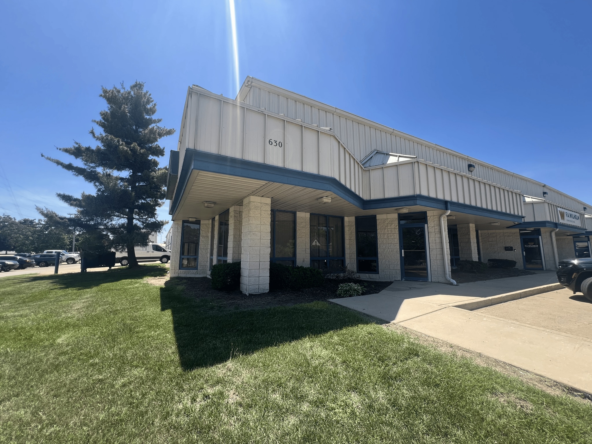 630 E Bronson St, South Bend, IN for lease Interior Photo- Image 1 of 7