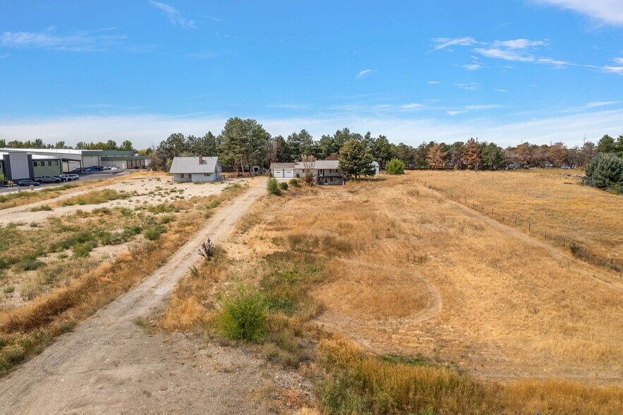 185 S Locust Grove Rd, Meridian, ID à vendre - Photo du bâtiment - Image 1 de 20