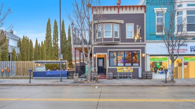 More details for 908 Michigan Ave, Sheboygan, WI - Retail for Sale