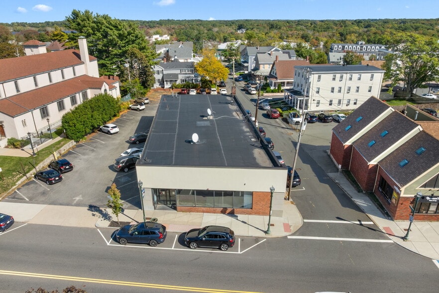 884 Washington St, Braintree, MA à vendre - Photo du bâtiment - Image 3 de 10