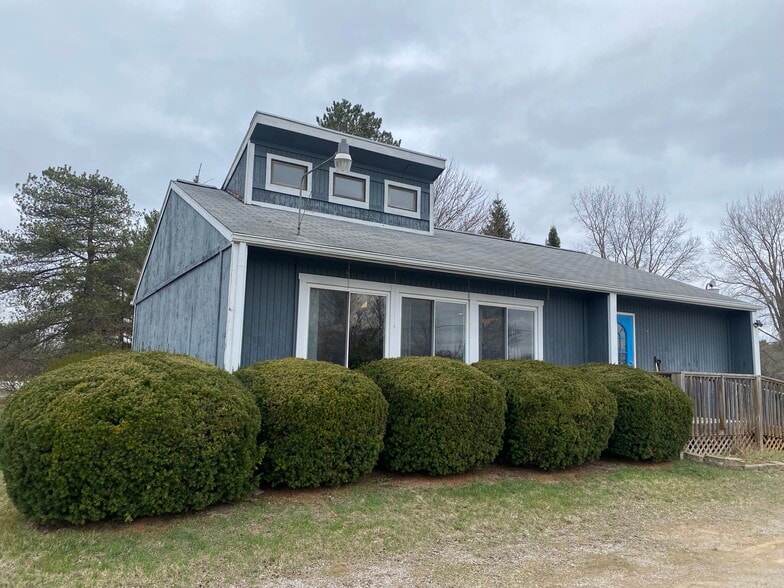 8009 N McKinley Rd, Flushing, MI for sale - Building Photo - Image 3 of 18