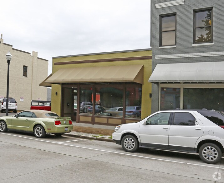 13 Emory Pl, Knoxville, TN à vendre - Photo principale - Image 1 de 2