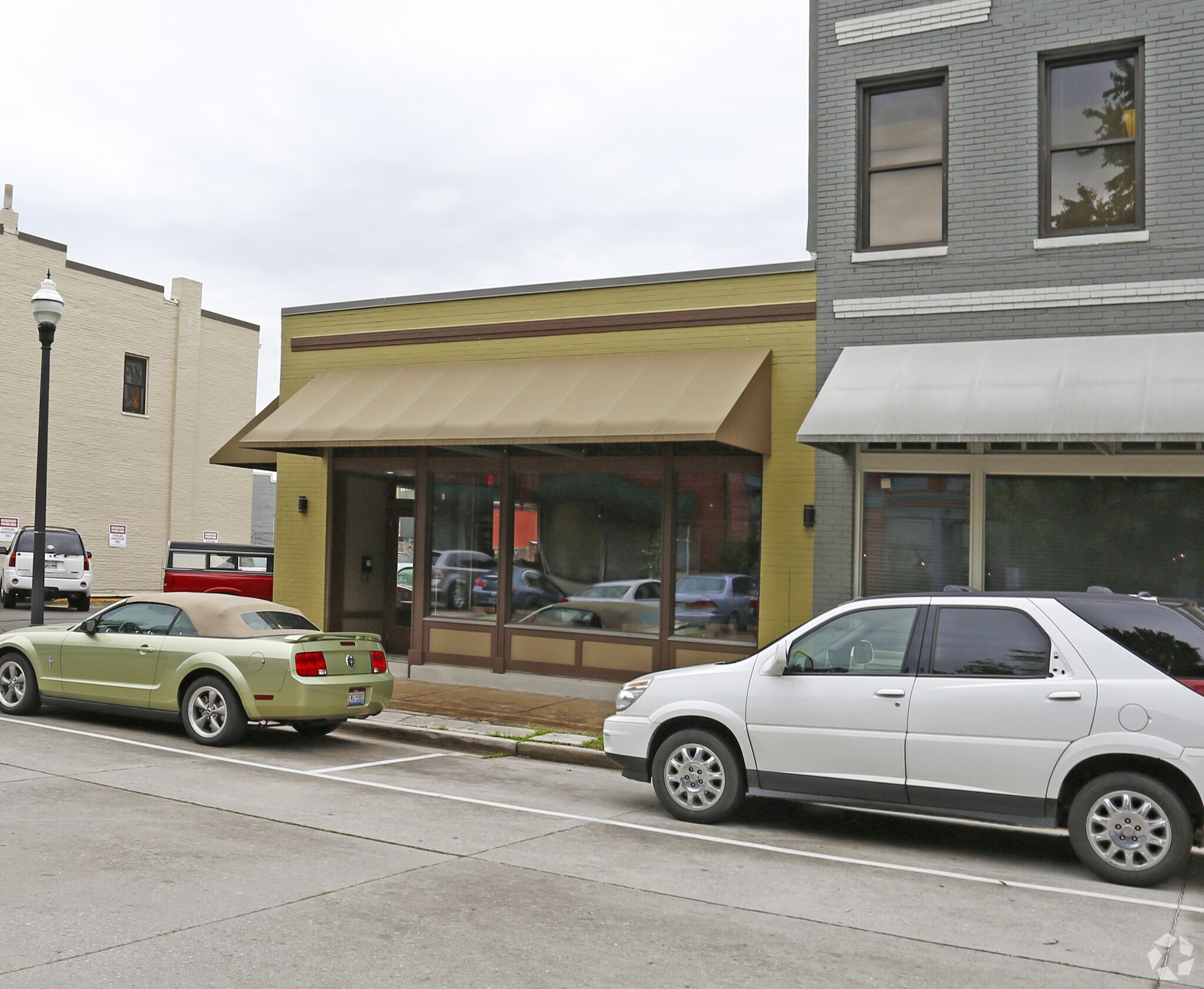 13 Emory Pl, Knoxville, TN à vendre Photo principale- Image 1 de 3