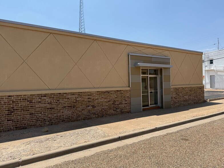 1502 Texas Ave, Lubbock, TX à louer - Photo du bâtiment - Image 2 de 2