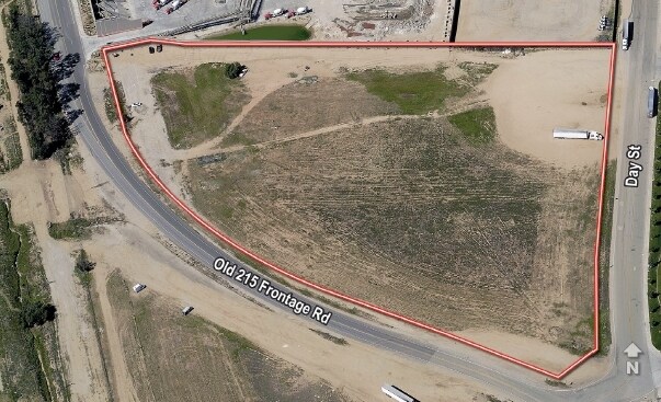 Old 215 Frontage Rd, Moreno Valley, CA for lease - Primary Photo - Image 1 of 2