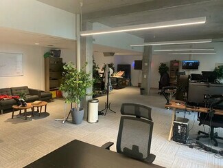 Plus de détails pour 4 Rue René Rouchy, Angers - Bureau à louer