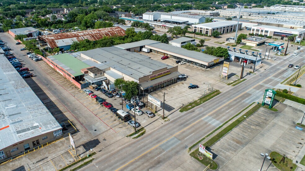 9325 Harwin Dr, Houston, TX à vendre - Photo principale - Image 1 de 4