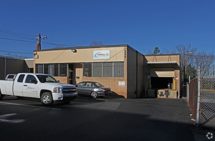 2500 Dunavant St, Charlotte, NC for sale - Building Photo - Image 2 of 6