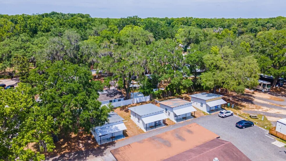 8544 W Miss Maggie Dr, Homosassa, FL à vendre - Photo du bâtiment - Image 3 de 8