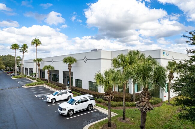 Plus de détails pour 2425 E Landstreet Rd, Orlando, FL - Industriel à louer