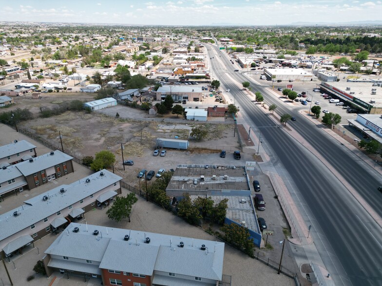 7661 North Loop Dr, El Paso, TX à vendre - Photo du bâtiment - Image 1 de 1