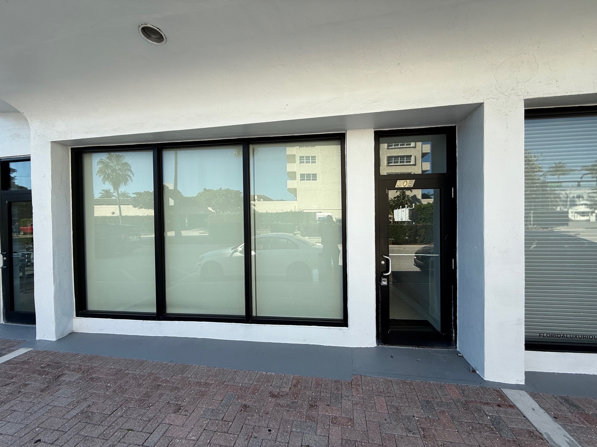2434-2438 E Las Olas Blvd, Fort Lauderdale, FL for lease Primary Photo- Image 1 of 13