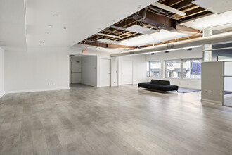 7966 Beverly Blvd, Los Angeles, CA for lease Building Photo- Image 1 of 8