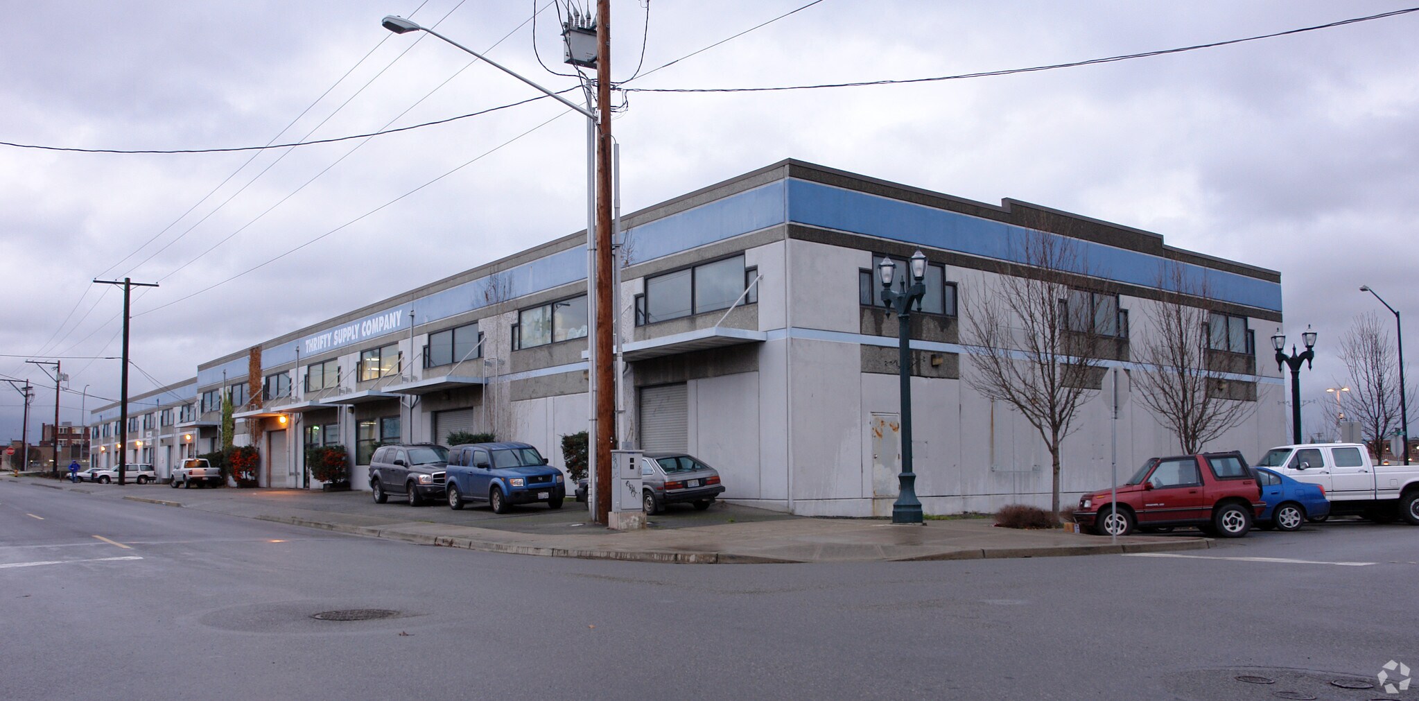 3109-3125 McDougall Ave, Everett, WA for lease Primary Photo- Image 1 of 3