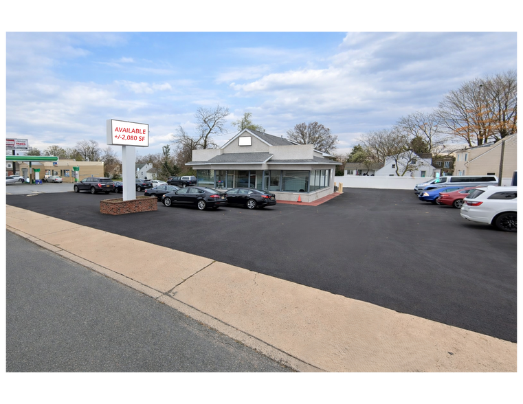 702 Philadelphia Pike, Wilmington, DE for lease - Primary Photo - Image 1 of 8