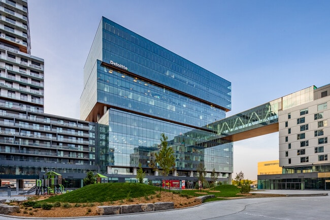 Plus de détails pour 2000 Rue Jacques-Tétreault, Laval, QC - Bureau, Commerce de détail à louer