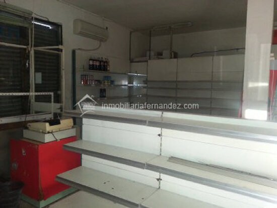 Commerce de détail dans Cáceres, Cáceres à louer - Photo du bâtiment - Image 3 de 7