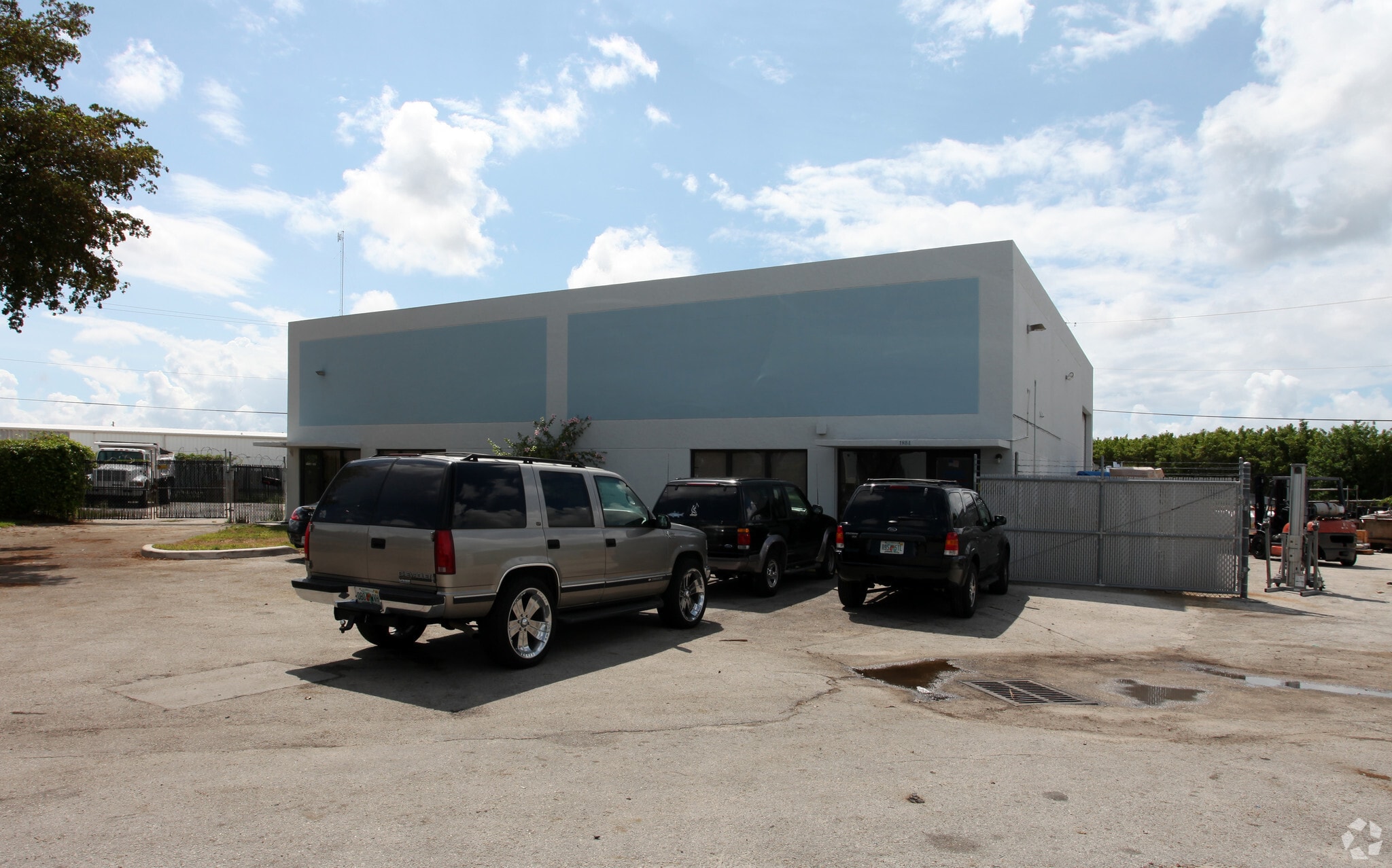 1852-1854 NW 21st St, Pompano Beach, FL for lease Primary Photo- Image 1 of 3