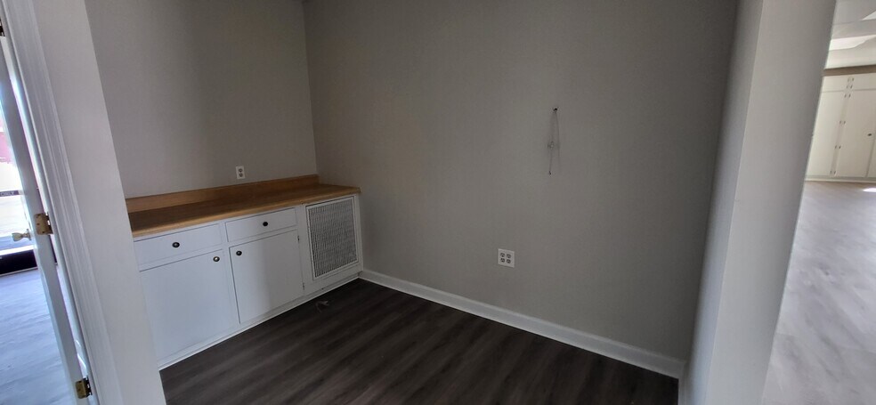 2300 N Pine St, Lumberton, NC à louer - Photo du bâtiment - Image 3 de 16