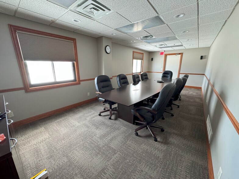 100 A J Harle Dr, Galena, IL à vendre - Photo intérieure - Image 3 de 13