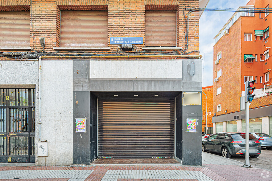 Calle Hermanos García Noblejas, 13, Madrid, Madrid for lease - Building Photo - Image 2 of 4