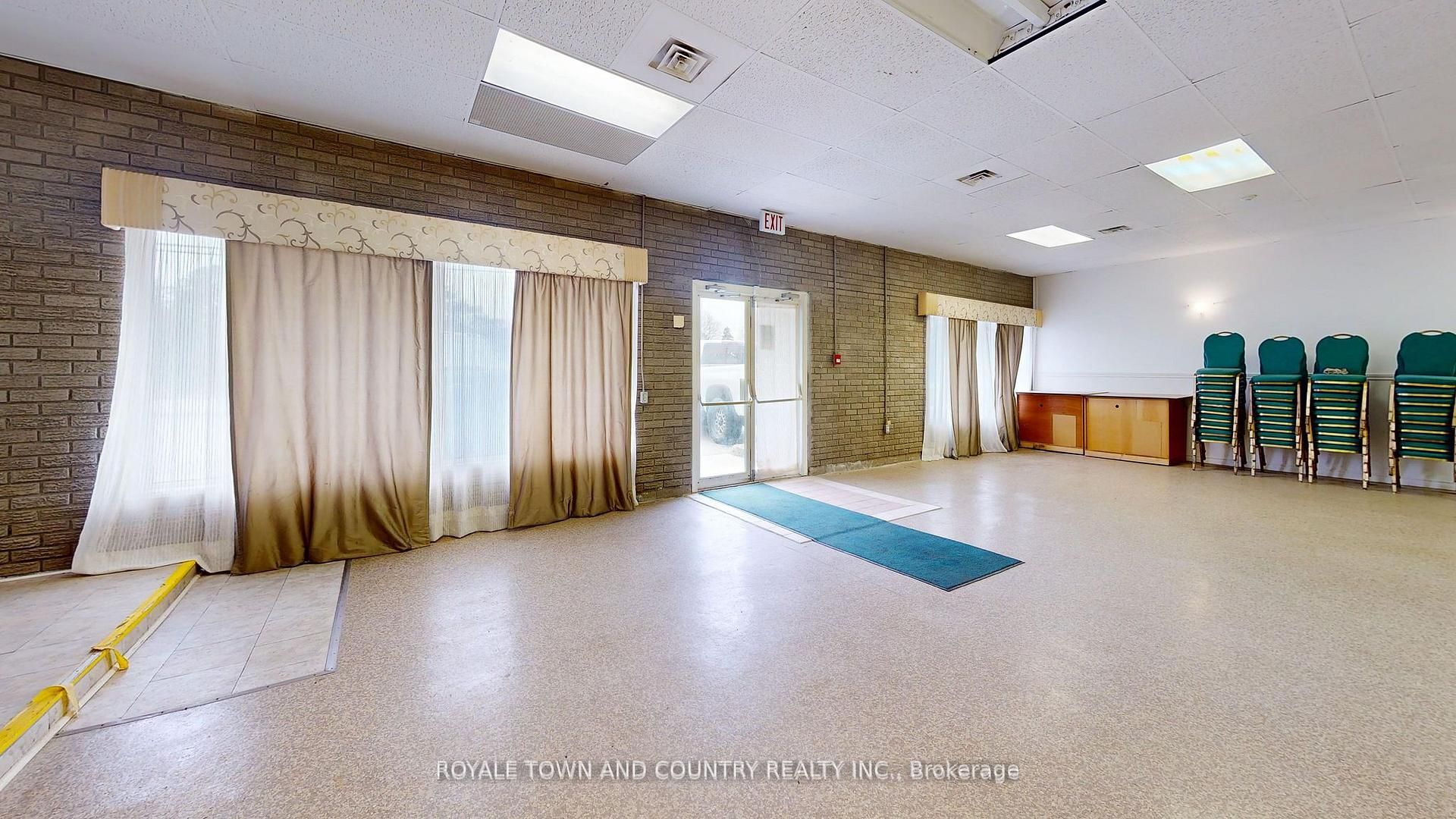 354 Lindsay St S, Lindsay, ON for sale Primary Photo- Image 1 of 1