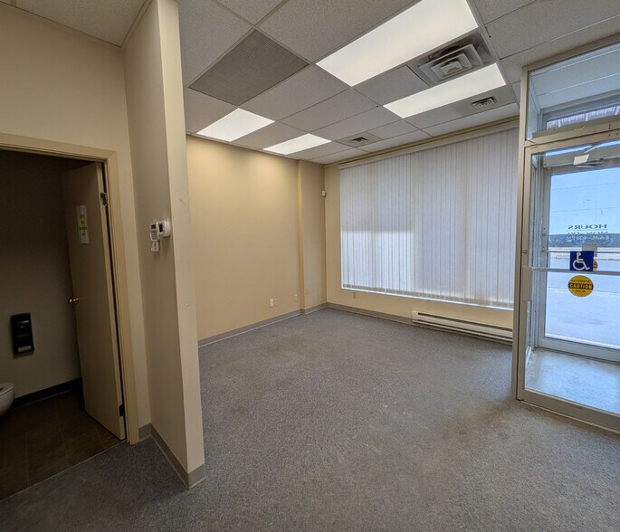 1215 Halifax St, Regina, SK à louer - Photo intérieure - Image 3 de 3