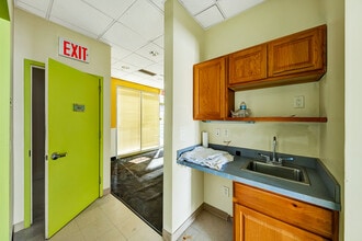 2875 W Eighth St, Brooklyn, NY for lease Interior Photo- Image 2 of 4