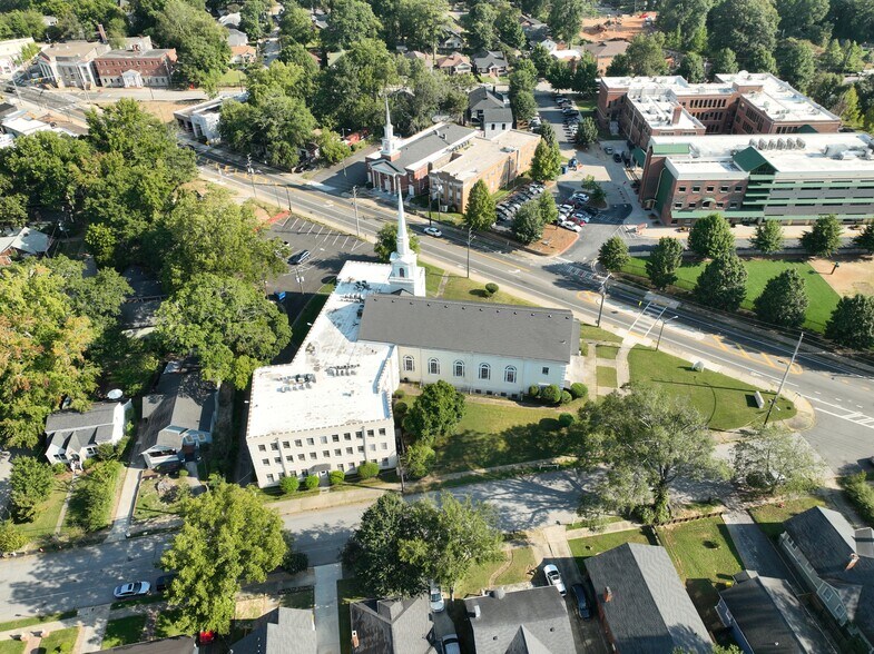 1450 Ralph David Abernathy Blvd SW, Atlanta, GA à vendre - Photo du bâtiment - Image 3 de 5