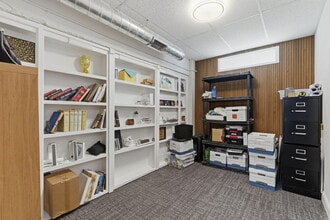 324 Park Central W, Springfield, MO for lease Interior Photo- Image 2 of 4