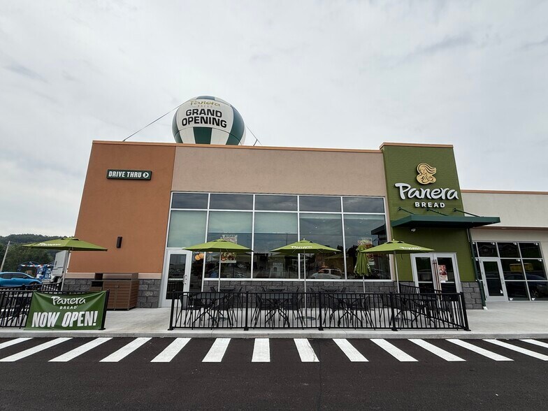 TBD Middletown Loop Rd, White Hall, WV à louer - Photo du bâtiment - Image 2 de 11