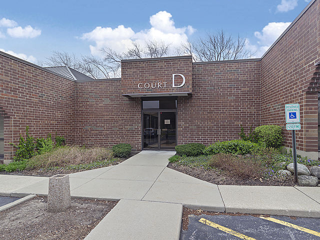 1S376 Summit Ave, Oakbrook Terrace, IL à vendre Photo du bâtiment- Image 1 de 1