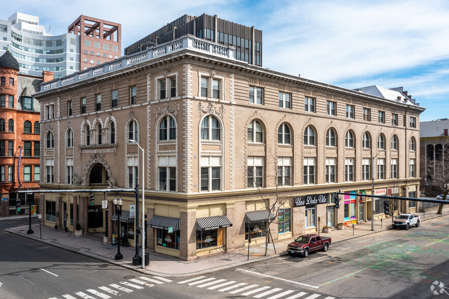 211 State St, Bridgeport, CT for sale - Building Photo - Image 1 of 1