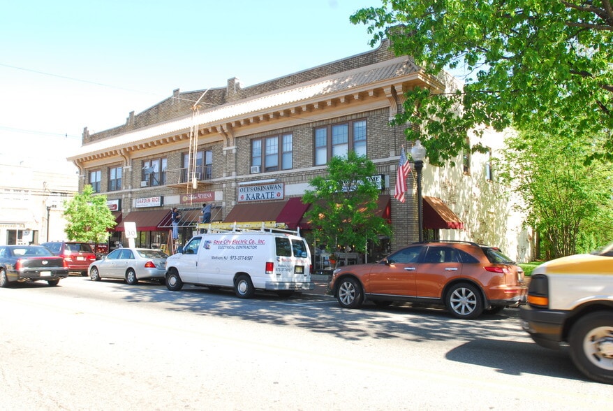 228-236 Main St, Chatham, NJ for sale - Building Photo - Image 3 of 13