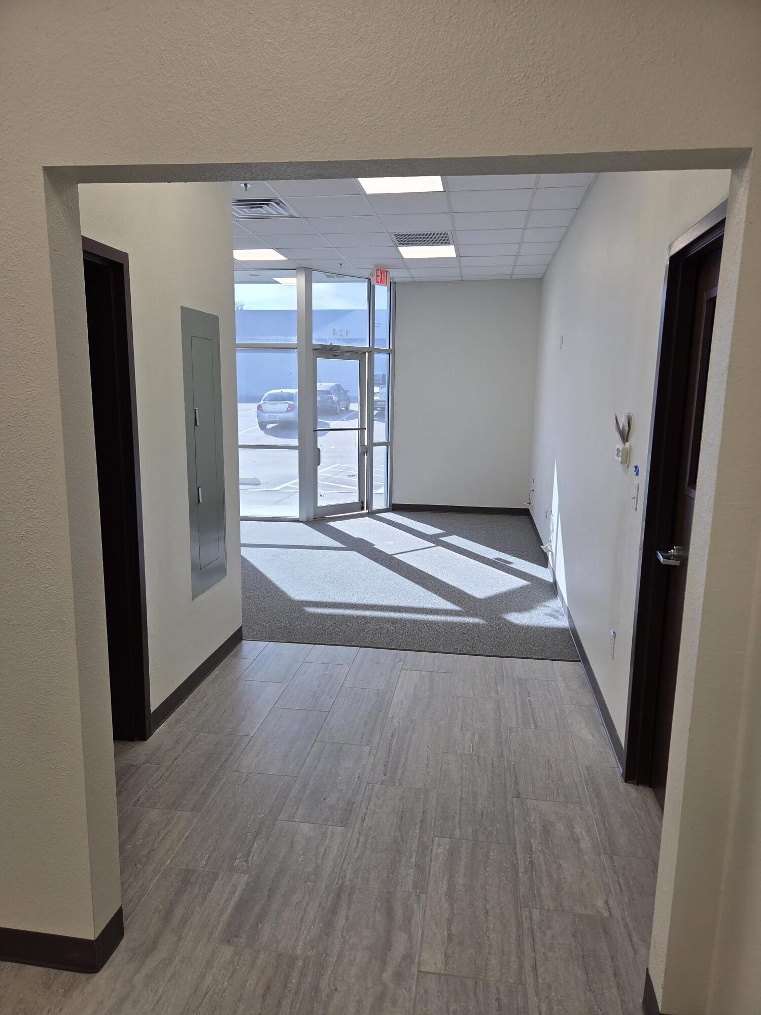 3430 Alemeda St, Fort Worth, TX for lease Interior Photo- Image 1 of 6