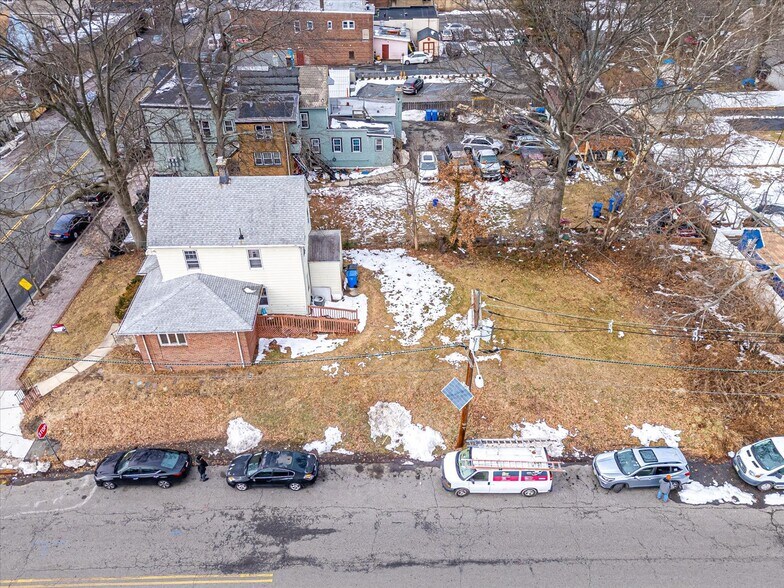 512 New Brunswick Ave, Fords, NJ à vendre - Aérien - Image 3 de 18