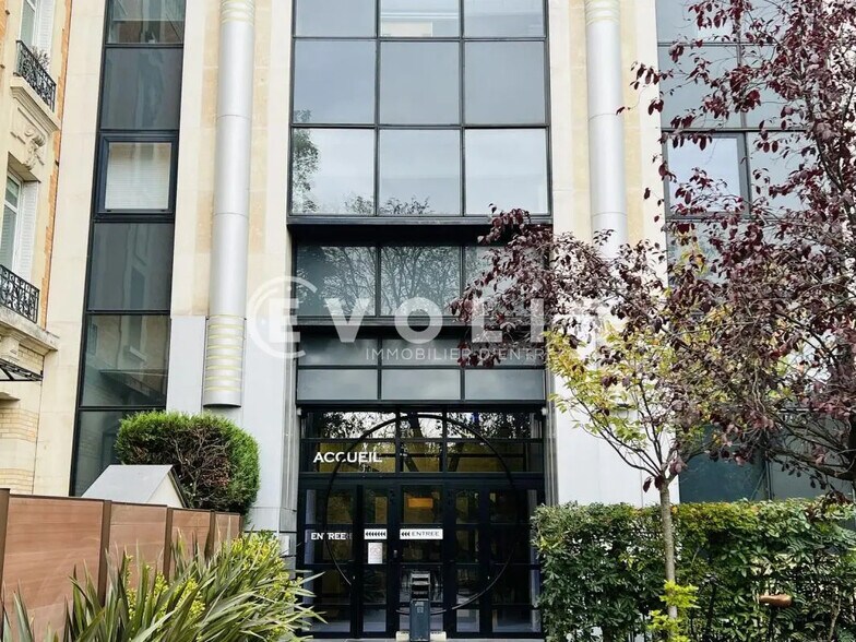 8 Avenue Des Minimes, Vincennes à louer - Photo du bâtiment - Image 1 de 7