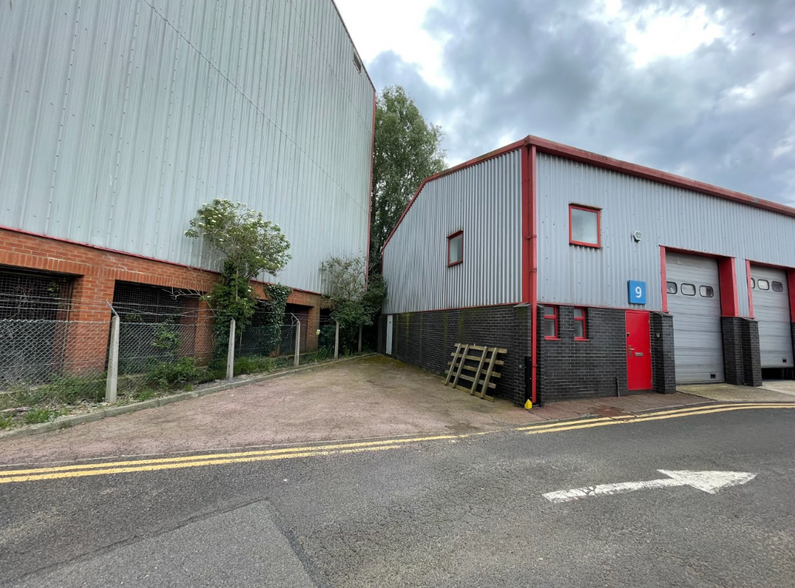 Hythe Rd, Ashford for lease - Building Photo - Image 1 of 5