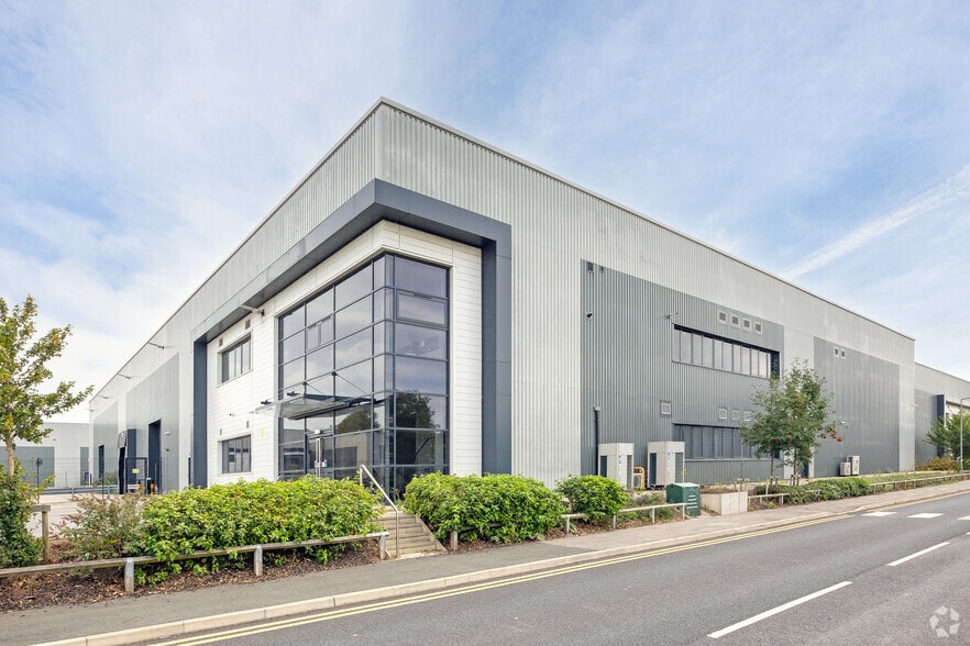 Wheatley Hall Rd, Doncaster for lease - Building Photo - Image 3 of 19