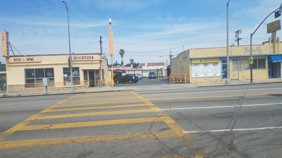 2053 W Florence Ave, Los Angeles, CA for sale - Building Photo - Image 1 of 1