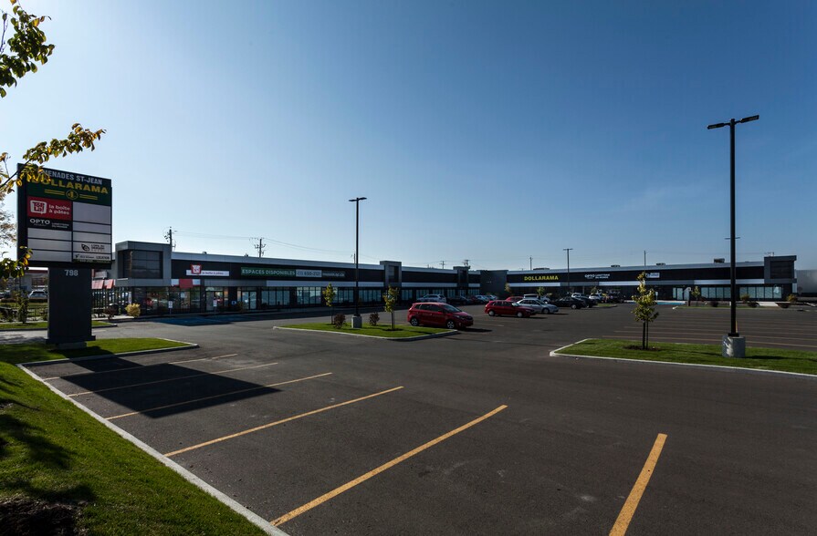 798 Av Taniata, Lévis, QC for sale - Building Photo - Image 1 of 1