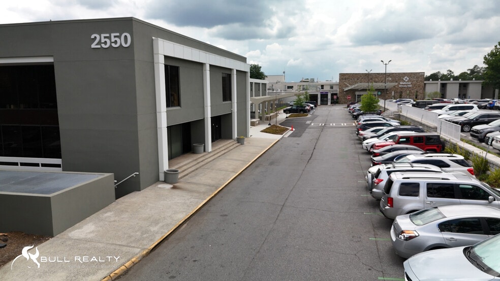 2550 Windy Hill Rd SE, Marietta, GA for lease - Building Photo - Image 3 of 32