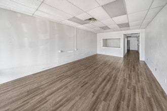 120-252 Park Pl, Azle, TX à louer Photo intérieure- Image 1 de 7