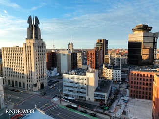 Plus de détails pour 44 Exchange Blvd, Rochester, NY - Bureau/Commerce de détail à louer