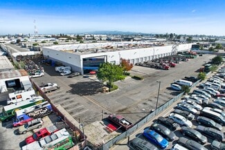 Plus de détails pour 2891-2895 E Miraloma Ave, Anaheim, CA - Industriel à louer